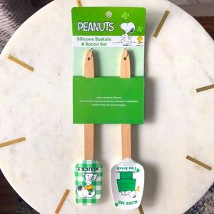 Peanuts St. Patrick’s Day Spatula Set